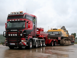 Cranage Haulage image8